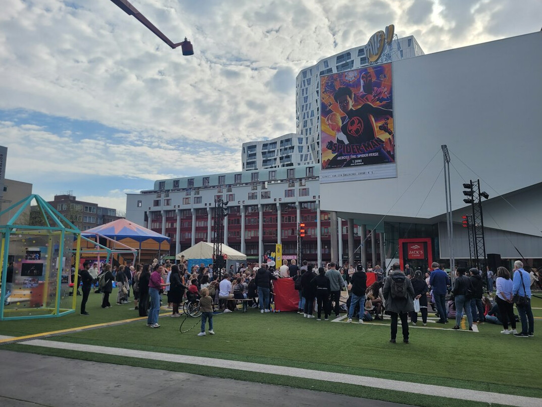 Crowd of photographers at a red carpet premiere