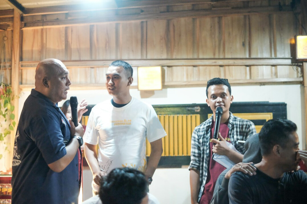 group of actors chatting